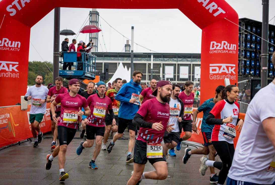 Um 17 Uhr fiel der Startschuss für das Plusnet Team